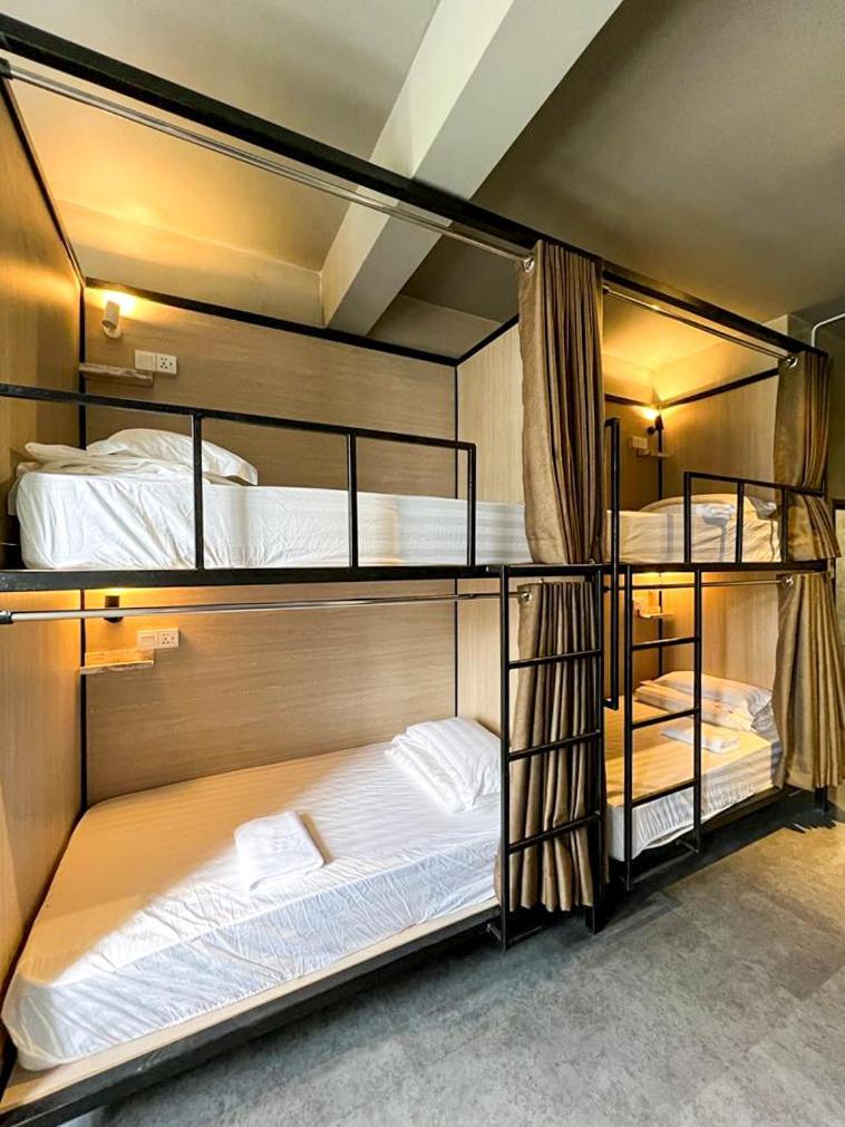 Zenz Hotel Kulai Eksteriør billede