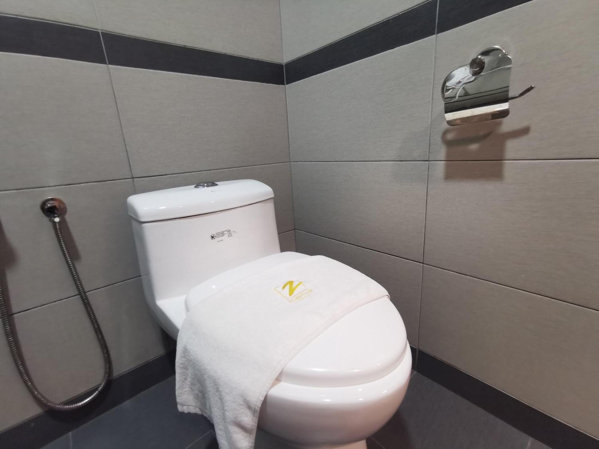 Zenz Hotel Kulai Eksteriør billede