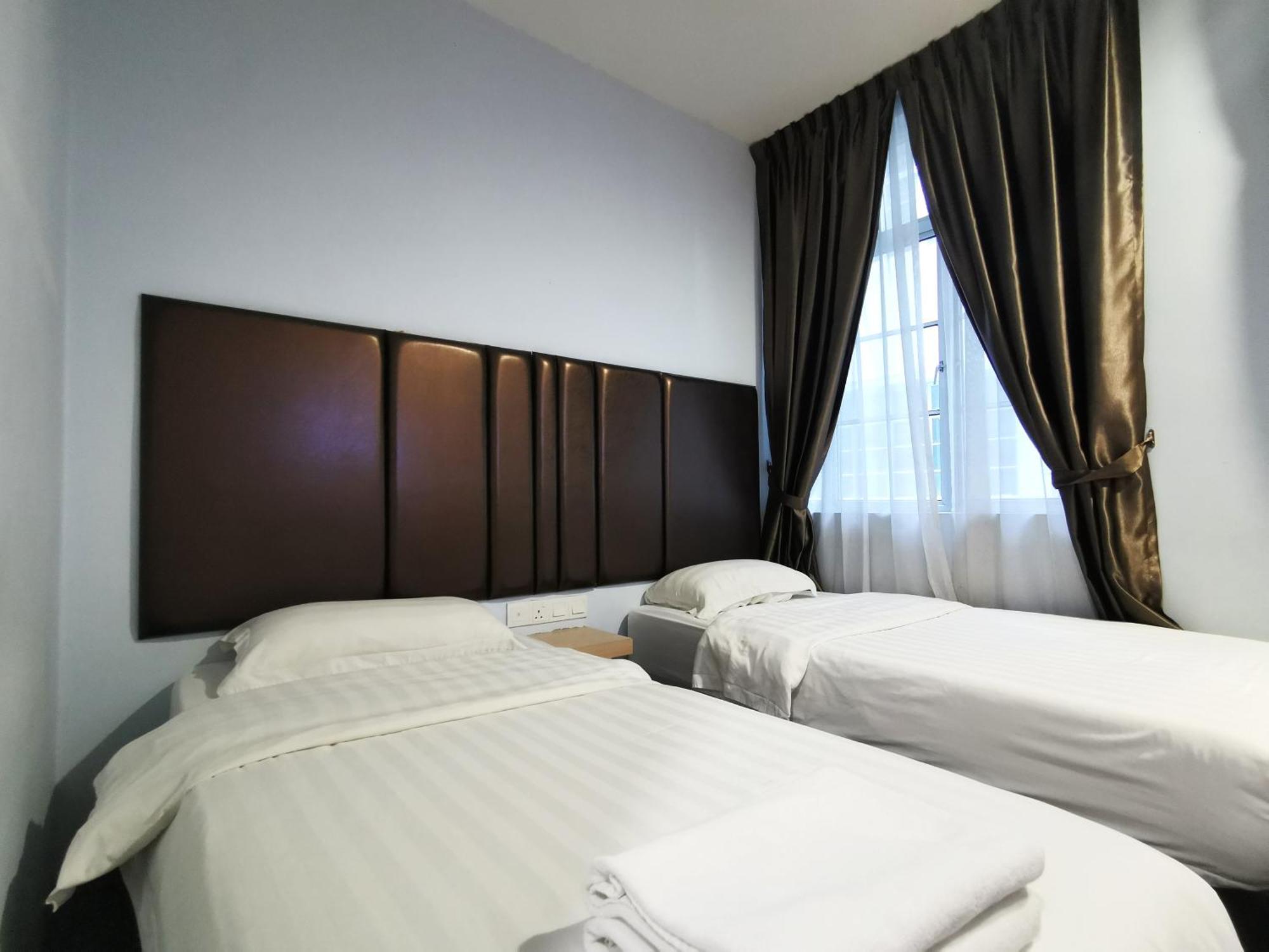 Zenz Hotel Kulai Eksteriør billede