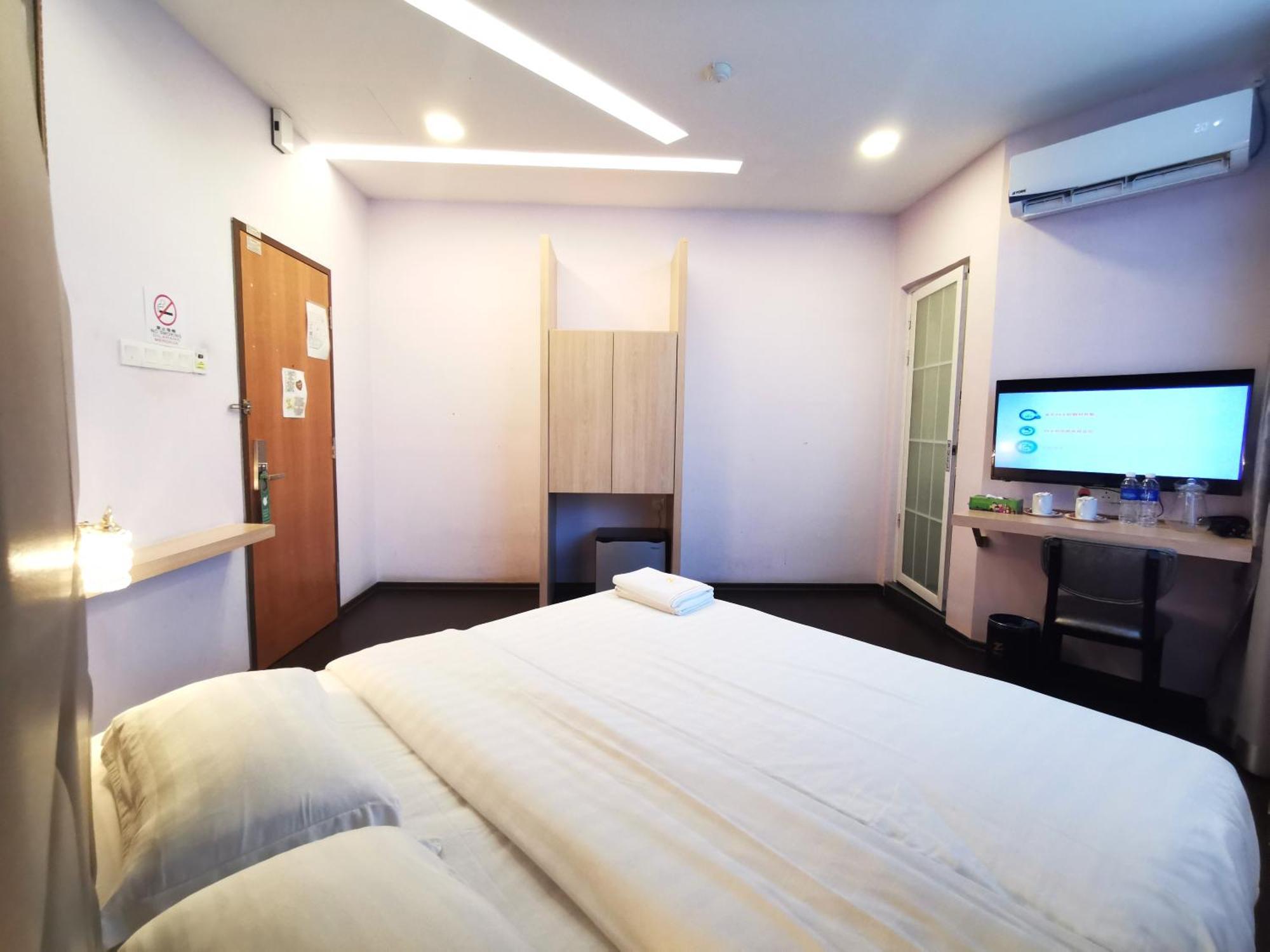 Zenz Hotel Kulai Eksteriør billede